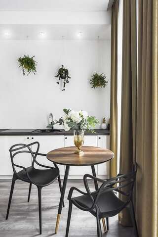 Апарт-отели Four Luxury flats Каунас Апартаменты с балконом-6