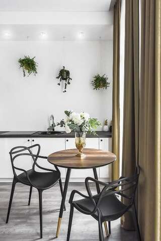 Апарт-отели Four Luxury flats Каунас Апартаменты с балконом-17